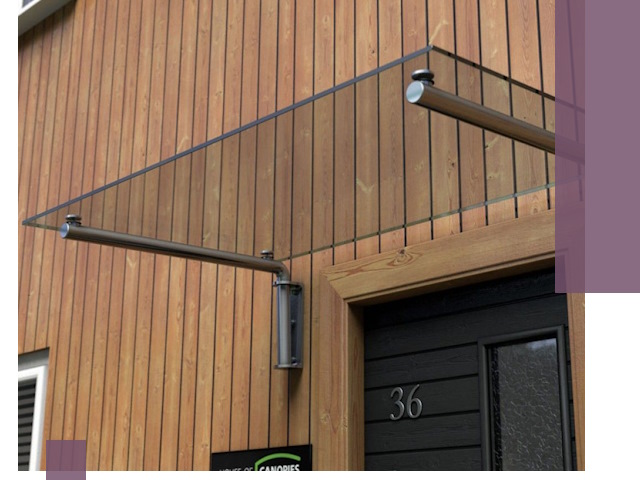 Стеклянные козырьки на входы и фасады в Верхней Пышме